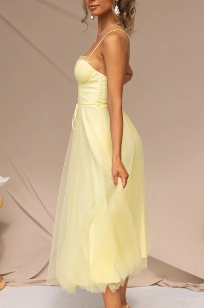 Ärmelloses Midi-Kleid - Stilvolles und Bequemes Kleid für Jeden Anlass