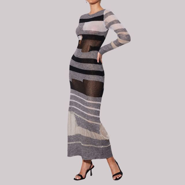 Elegantes Strick-Maxikleid mit Streifenmuster