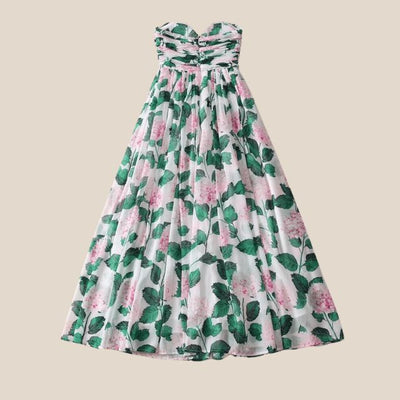 Elegantes Maxikleid mit Blumenmuster und gerafftem Oberteil