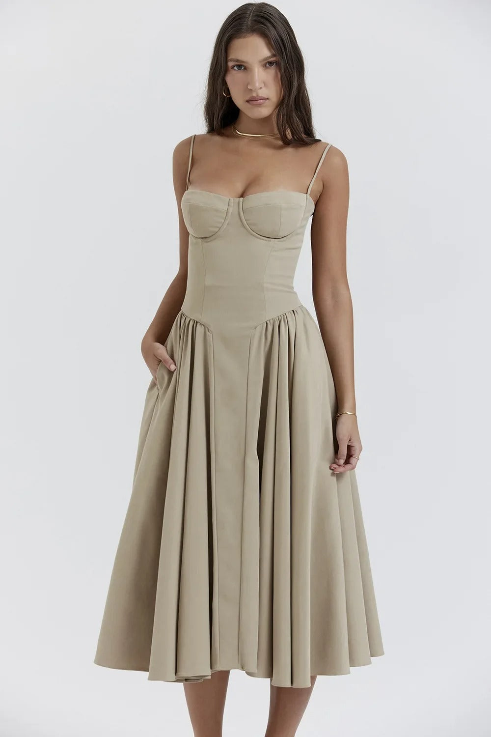 Vintage Sommerkleid für Damen – Elegant mit Spaghettiträgern