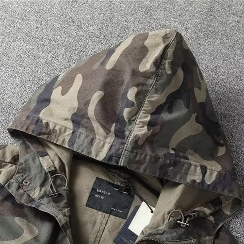 Jeansjacke für Herren - Camouflage Übergangsjacke mit Kapuze